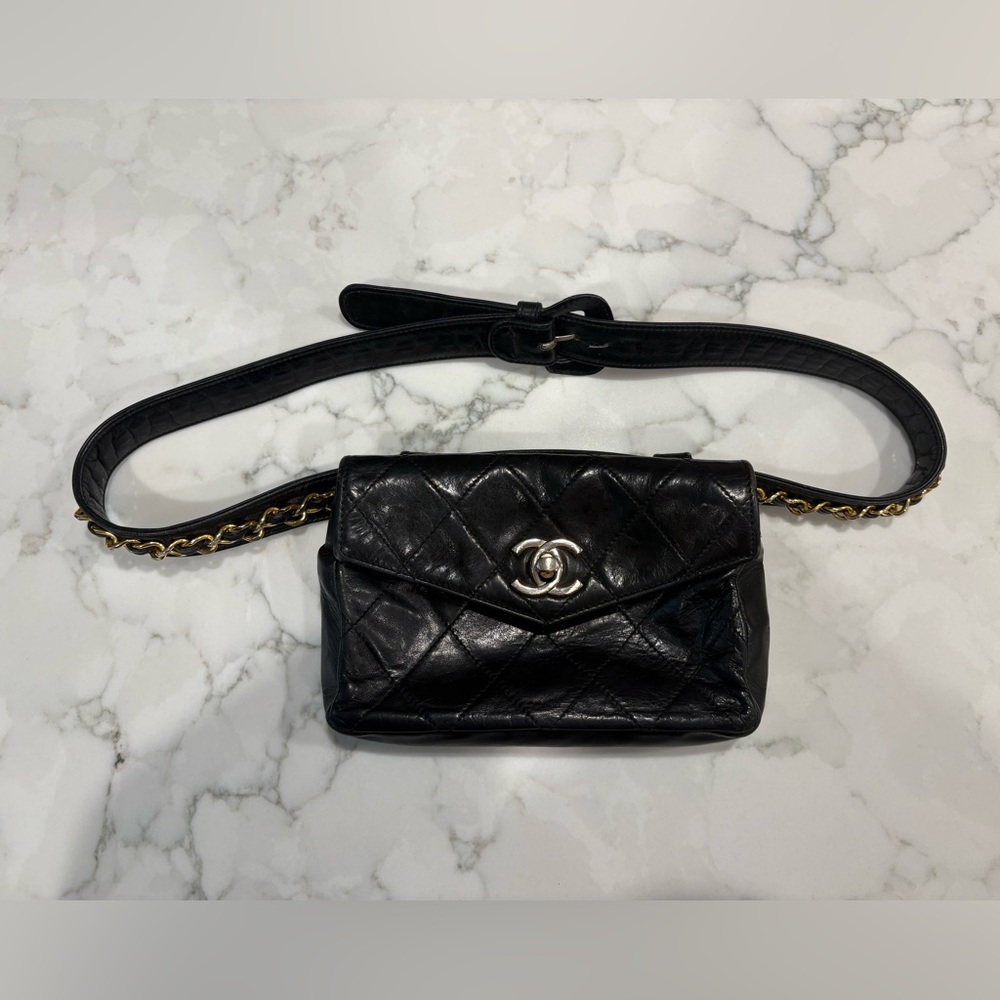 Vintage authentic Chanel belt bag